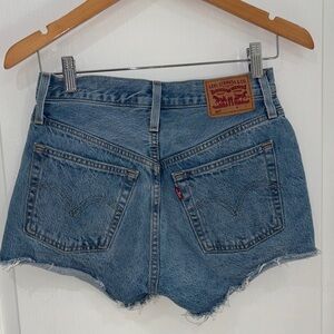 Levi's 501 distressed Classic denim Blue Jean Shorts size 25”